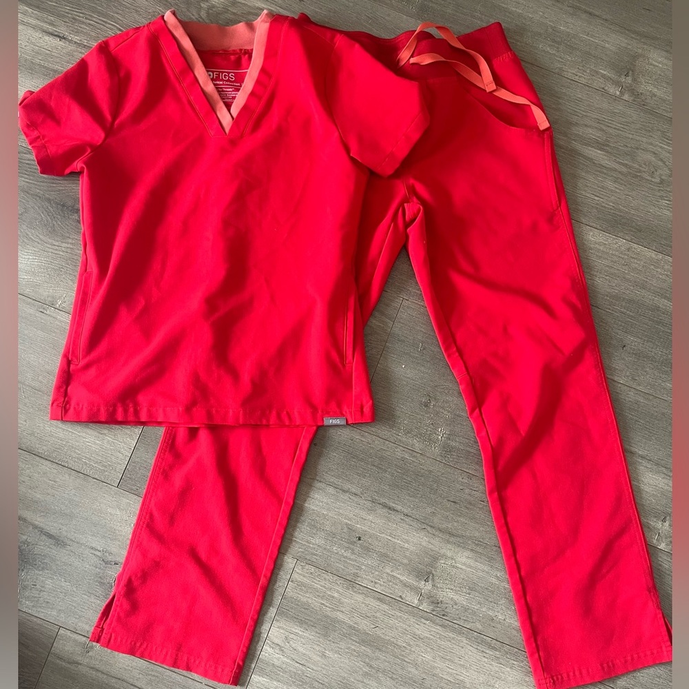FIGS • Women’s Scrubs